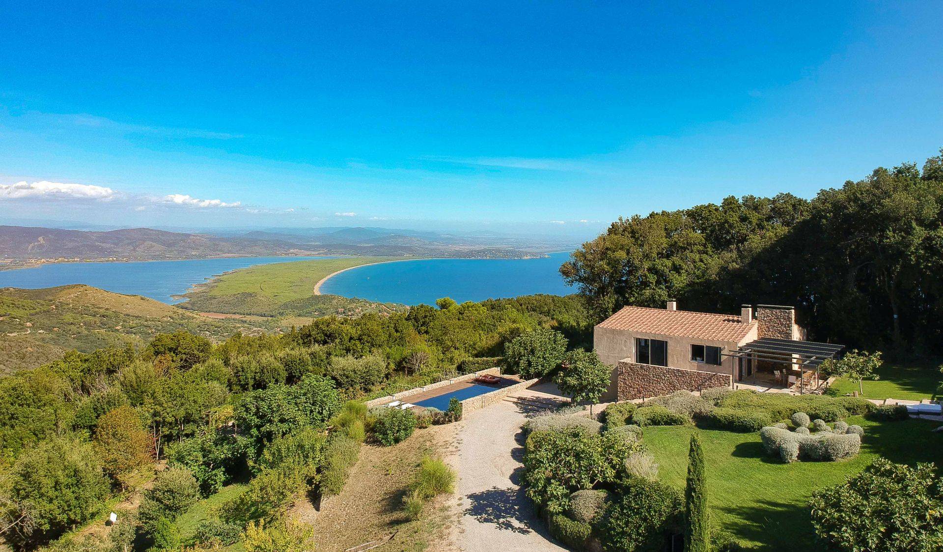 Villa Ginestra - 3 Bedrooms Sea View Villa For Rent In Porto Ercole, Tuscany