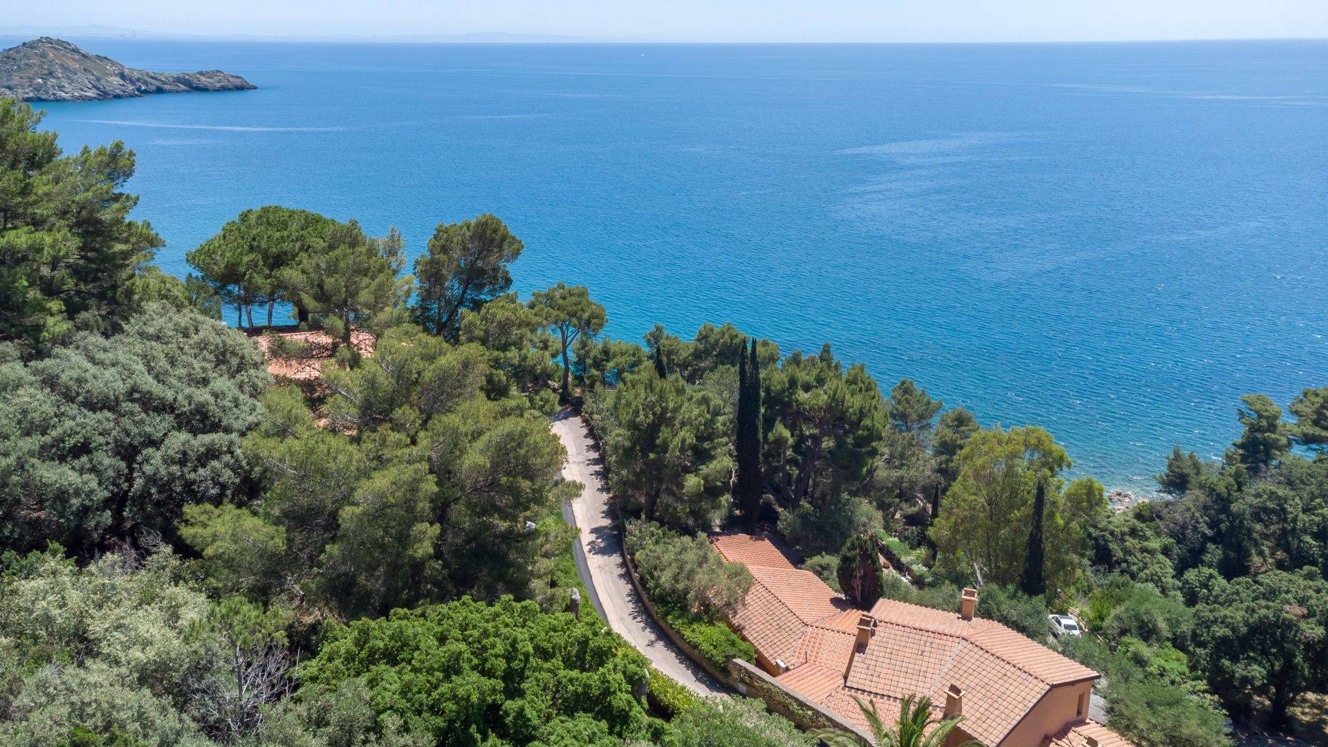 Villa Sbarcatello - 9 Bedrooms Sea View Villa For Rent In Porto Ercole, Tuscany