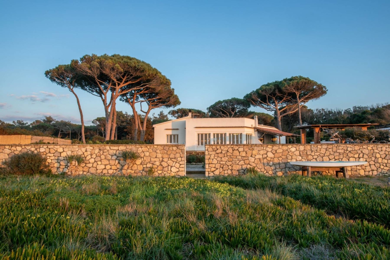Gianella Beach Cottage for Rent - Villaflair