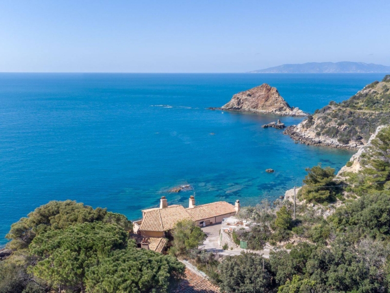 Beach Villa Rental in Le Cannelle, Tuscany