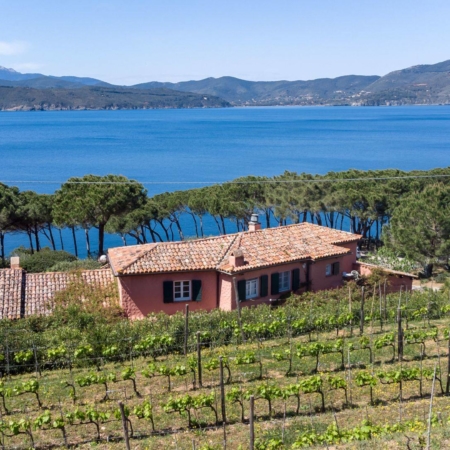 Villa Rental Morcone, Tuscany