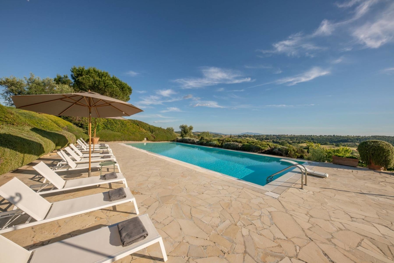 Villa Magliano with swimming pool