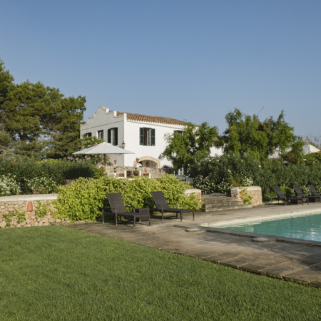 rent luxury villa on Menorca