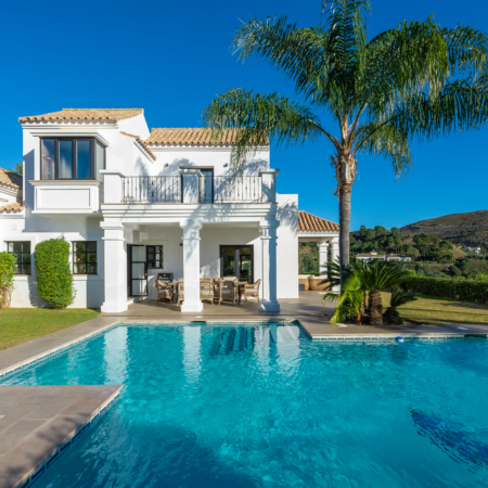 luxury villa rental in Benahavis