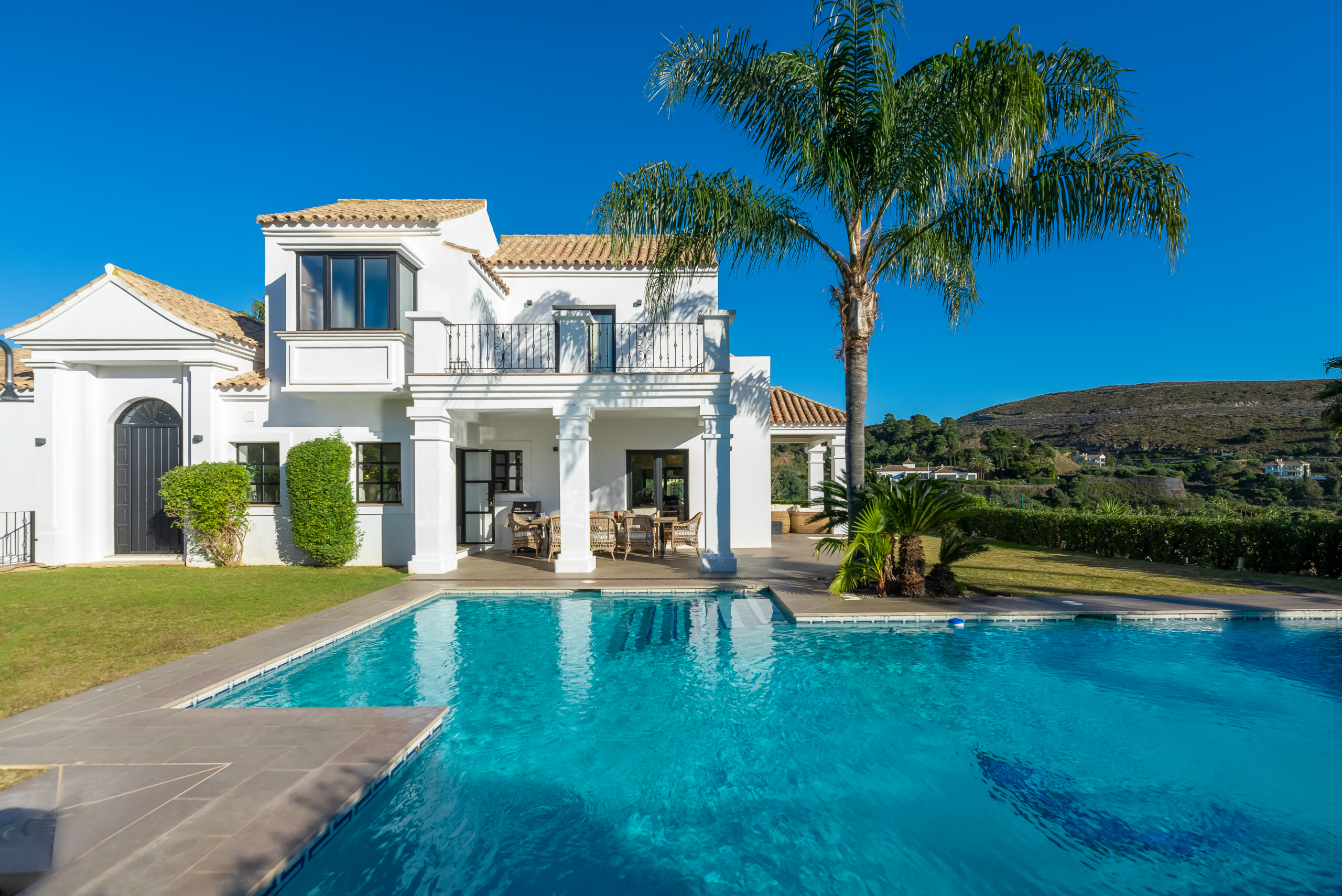 luxury villa rental in Benahavis