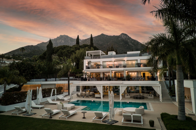 luxury rental villa Marbella