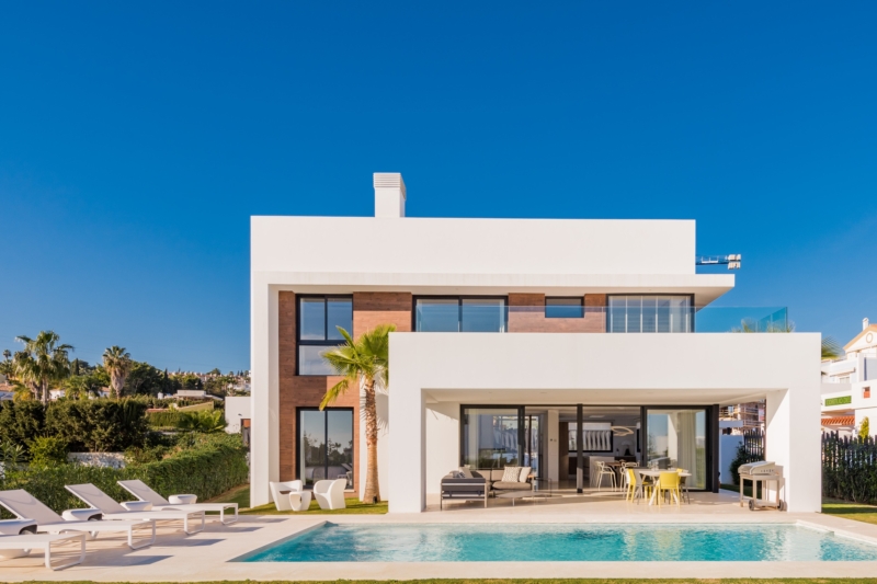 Luxury villa rental Estepona