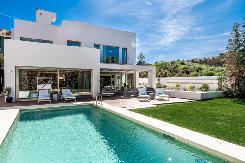 Luxury villa rental Golden Mile, Marbella