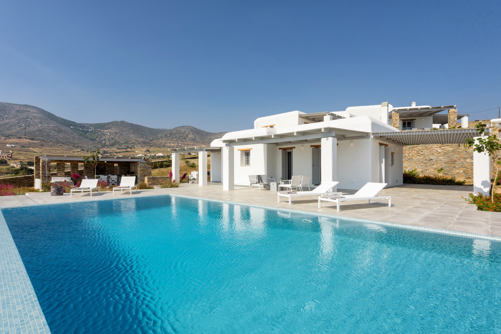 luxury villa rental Paros Greece