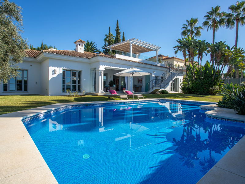 luxury villa rental Sierra Blanca