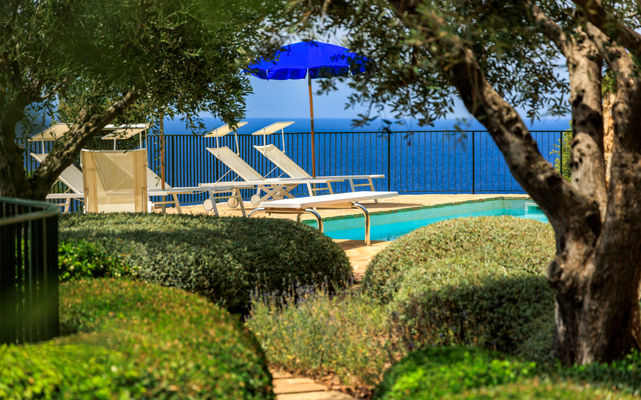 Cala Piccola luxury rental villa with pool