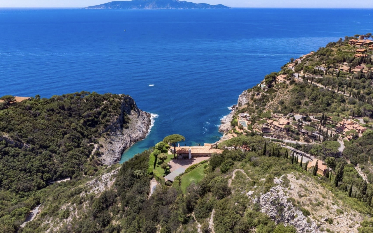 Cala Piccola luxury villa rental