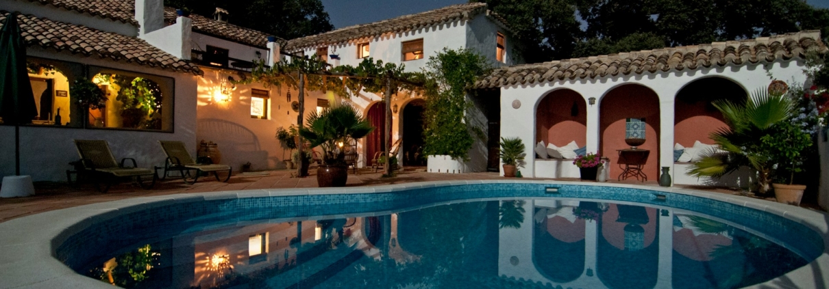 luxury villa rental